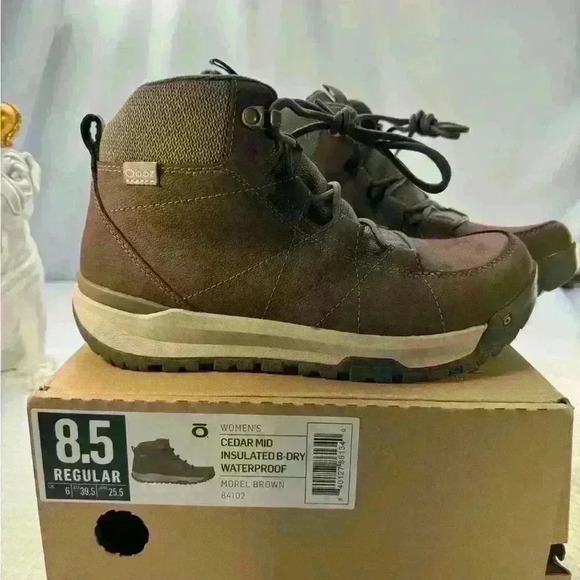 NWT, Oboz Womens “Cedar”lace up hiking/snow boots in sz 8.5. - Picture 13 of 13